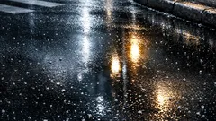 今夜から凍雨に警戒、路面凍結が「濡れて見える」のが危ない理由