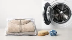 フリースは洗濯機で洗える？ふわふわを守る洗い方とネットの選び方